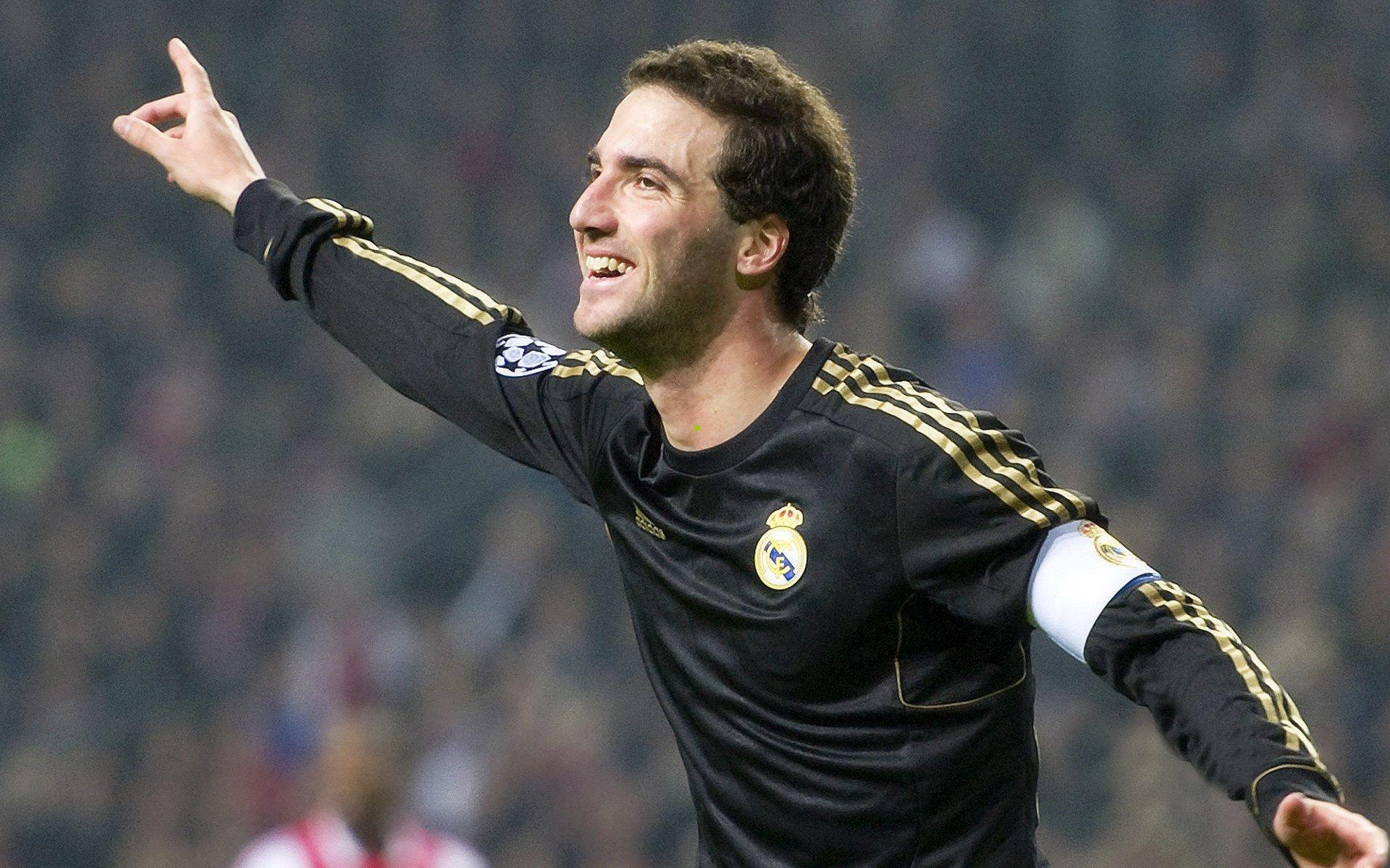 【海星体育官网】谢泼德敞开心扉，信任让我在NBA赛场从容不迫